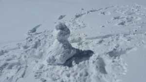 Snømannen vår. For det ER en snømann, tenk. Alle er ikke like.